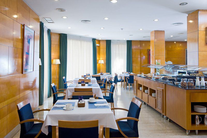 马德里莱昂纳多精品酒店 餐厅 照片